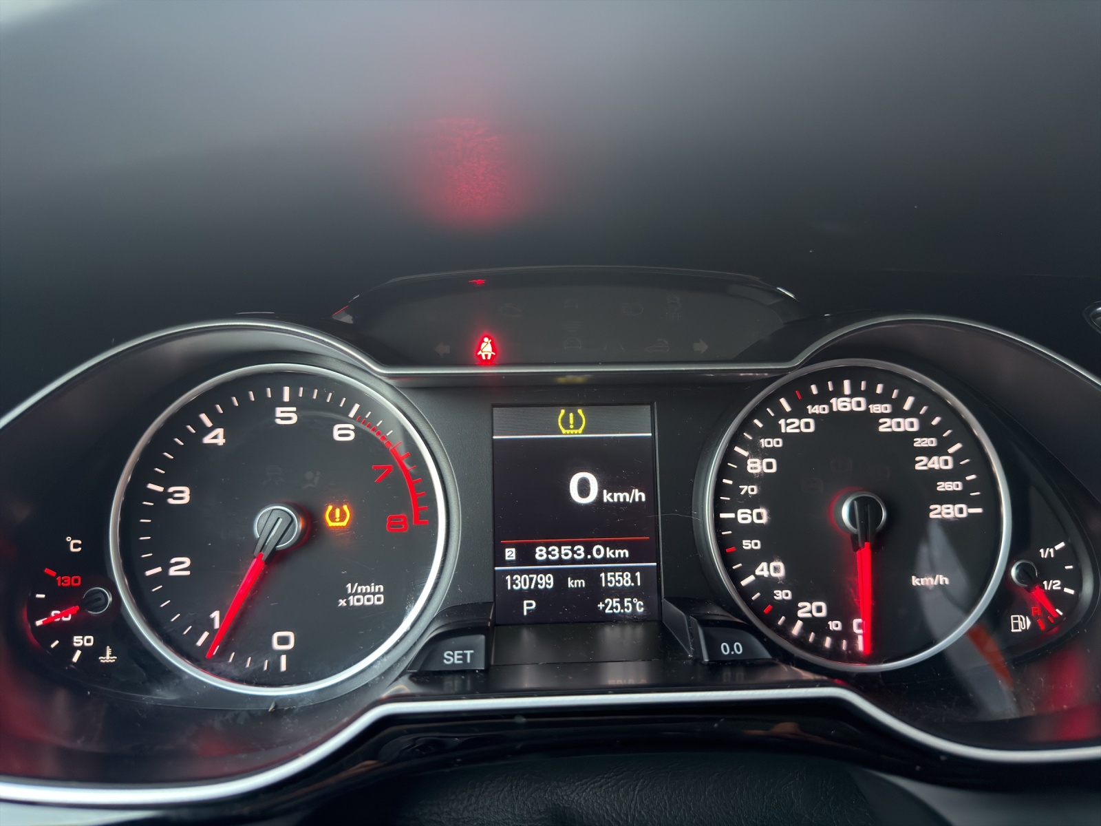 AUDI A4 Avant 1.8 TFSI multitronic-image-21
