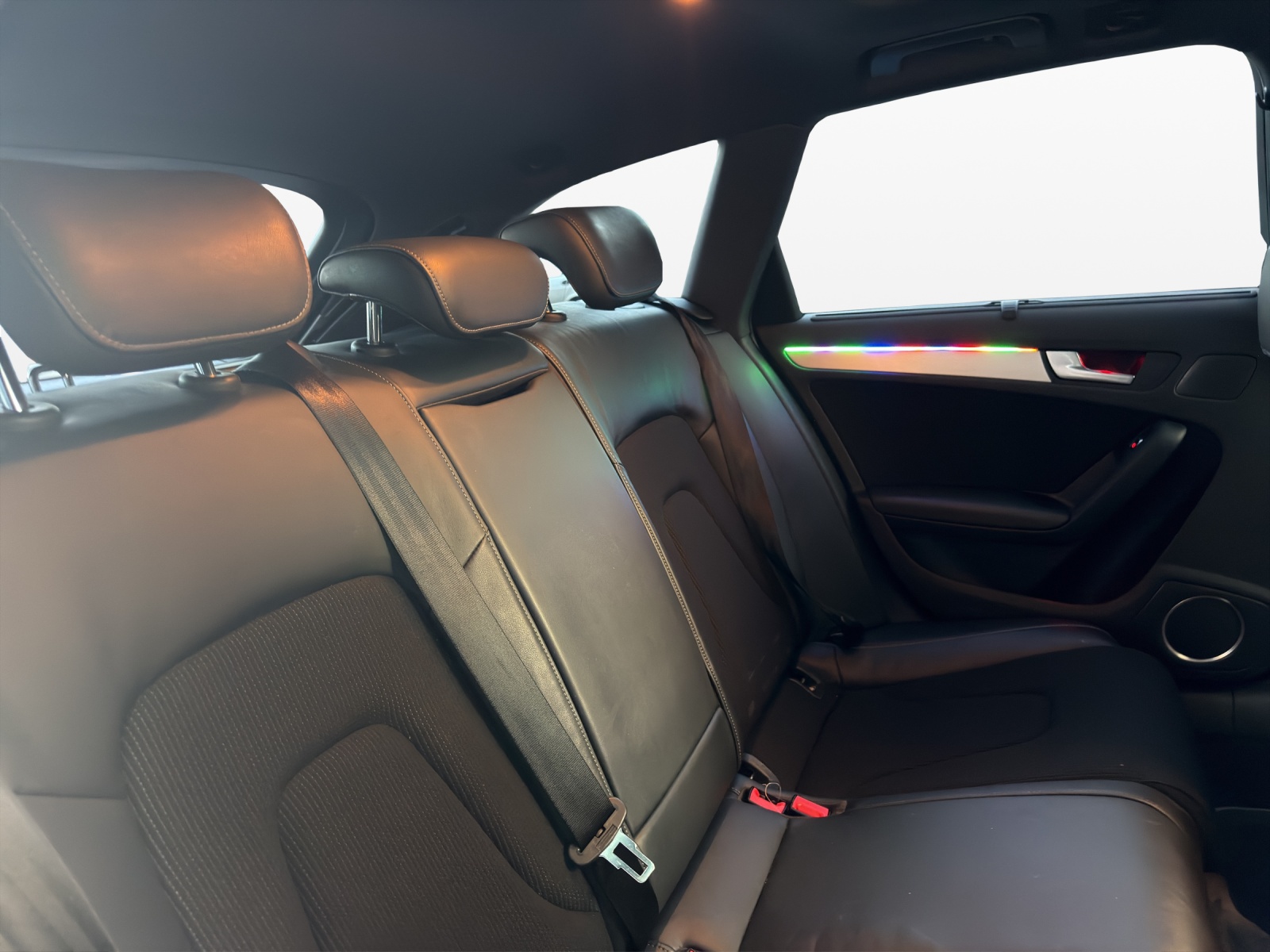 AUDI A4 Avant 1.8 TFSI multitronic-image-18