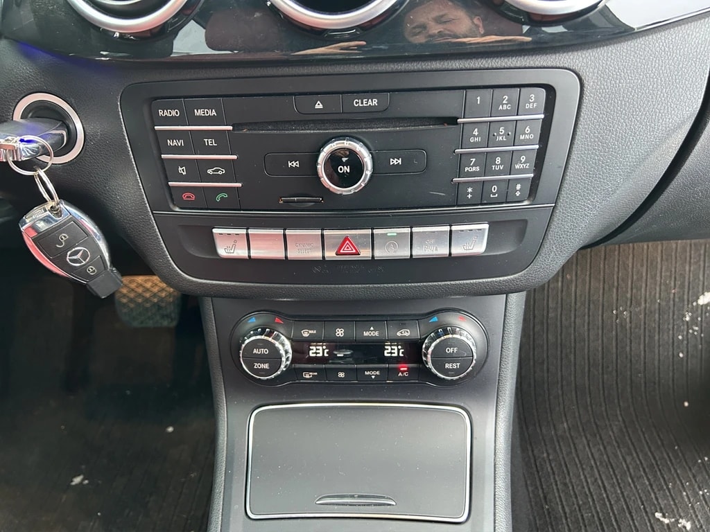 MERCEDES-BENZ B 220 CDI Swiss Star Edition Style 4Matic 7G-DCT-image-12