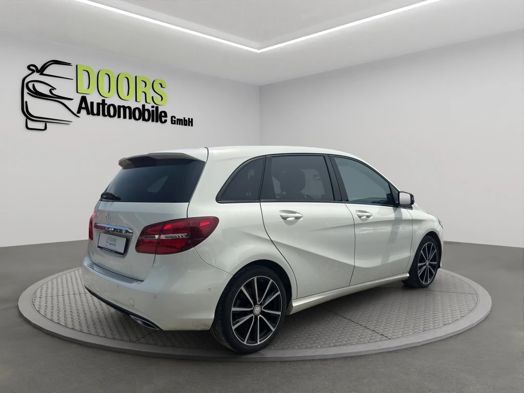 MERCEDES-BENZ B 220 CDI Swiss Star Edition Style 4Matic 7G-DCT-image-3