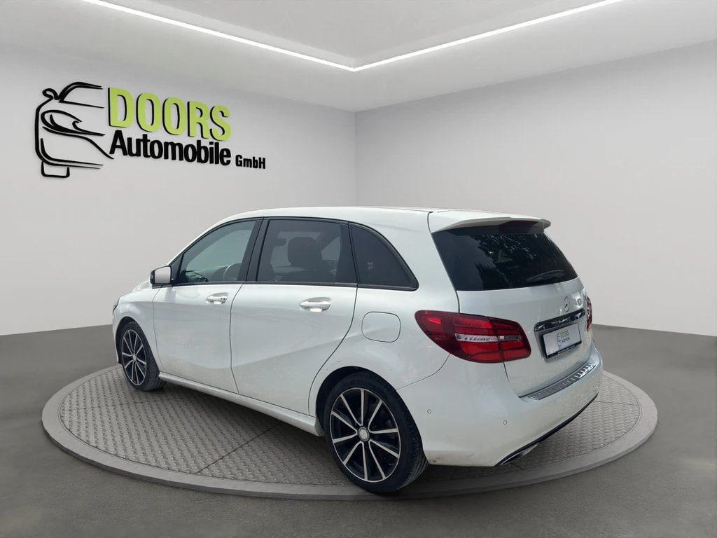 MERCEDES-BENZ B 220 CDI Swiss Star Edition Style 4Matic 7G-DCT-image-5