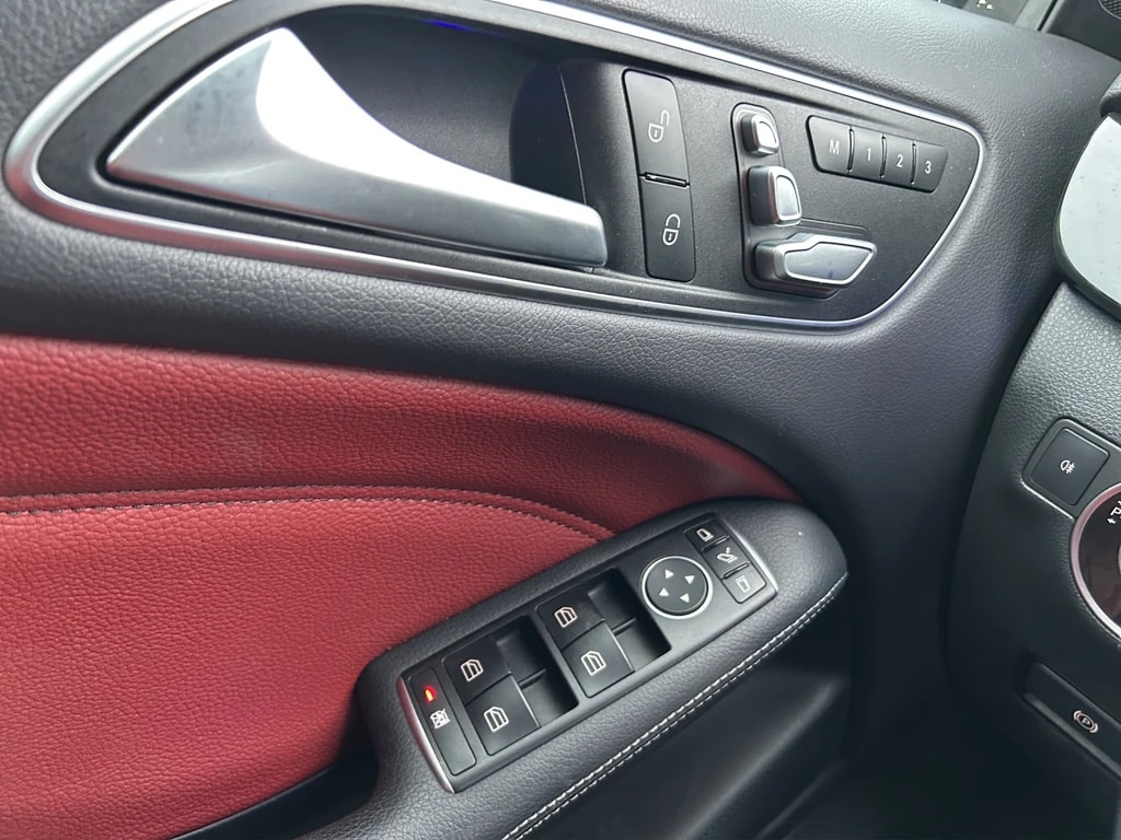 MERCEDES-BENZ B 220 CDI Swiss Star Edition Style 4Matic 7G-DCT-image-16