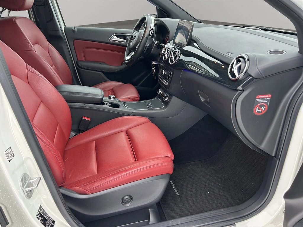 MERCEDES-BENZ B 220 CDI Swiss Star Edition Style 4Matic 7G-DCT-image-9