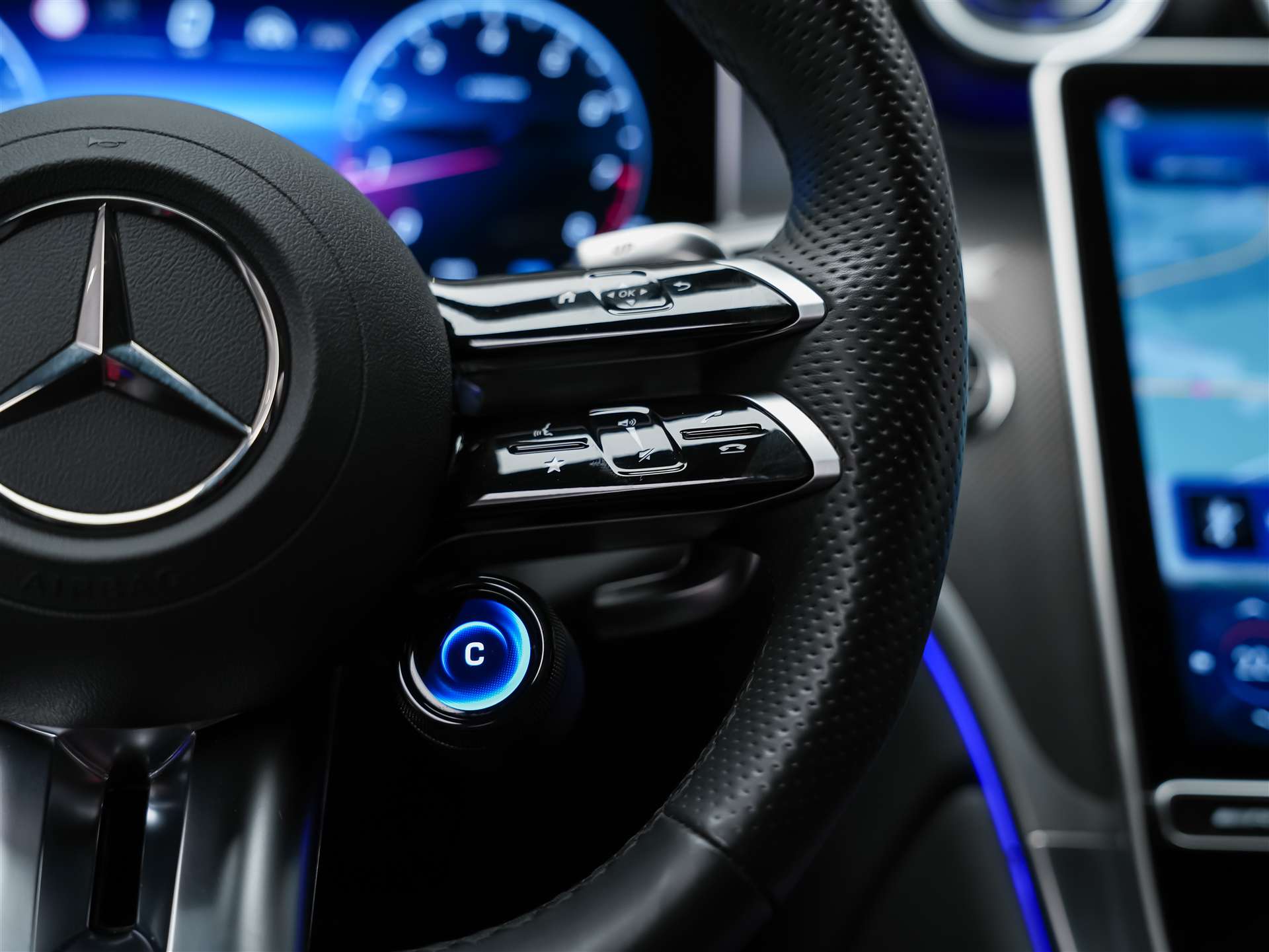 MERCEDES-BENZ GLC 43 AMG Executive Edition 4Matic 9G-Tronic *Facelift*21" Felgen*Lenkradheizung*AHK*-image-29