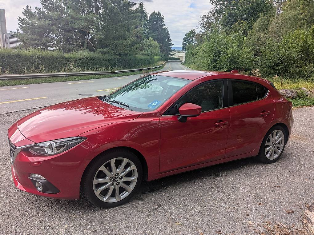 MAZDA 3 2.0 16V Revolution-image-2