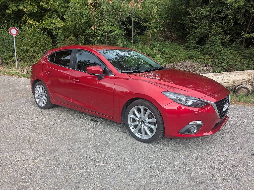 MAZDA 3 2.0 16V Revolution-image-0