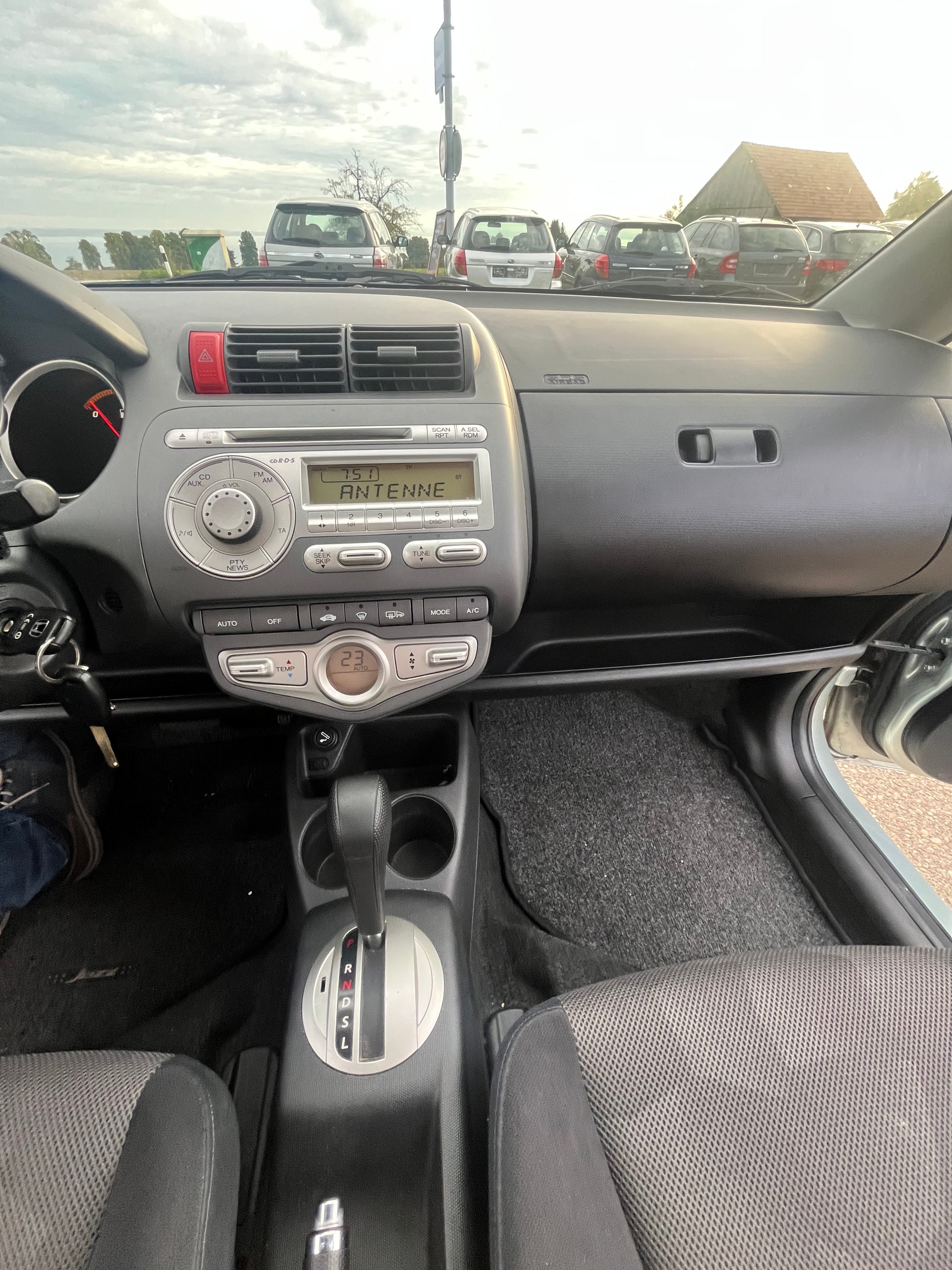 HONDA Jazz 1.4i LS-image-10