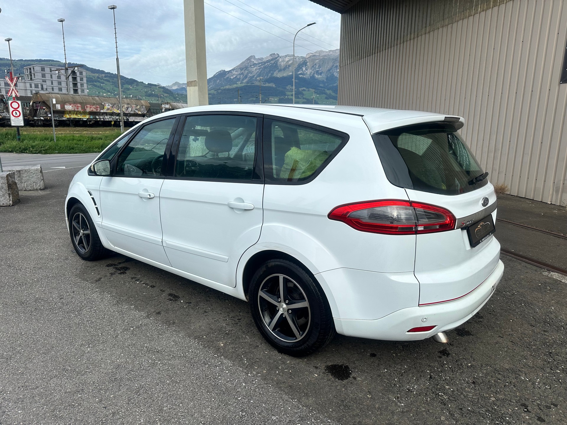 FORD S-Max 2.0 TDCi Titanium-image-4