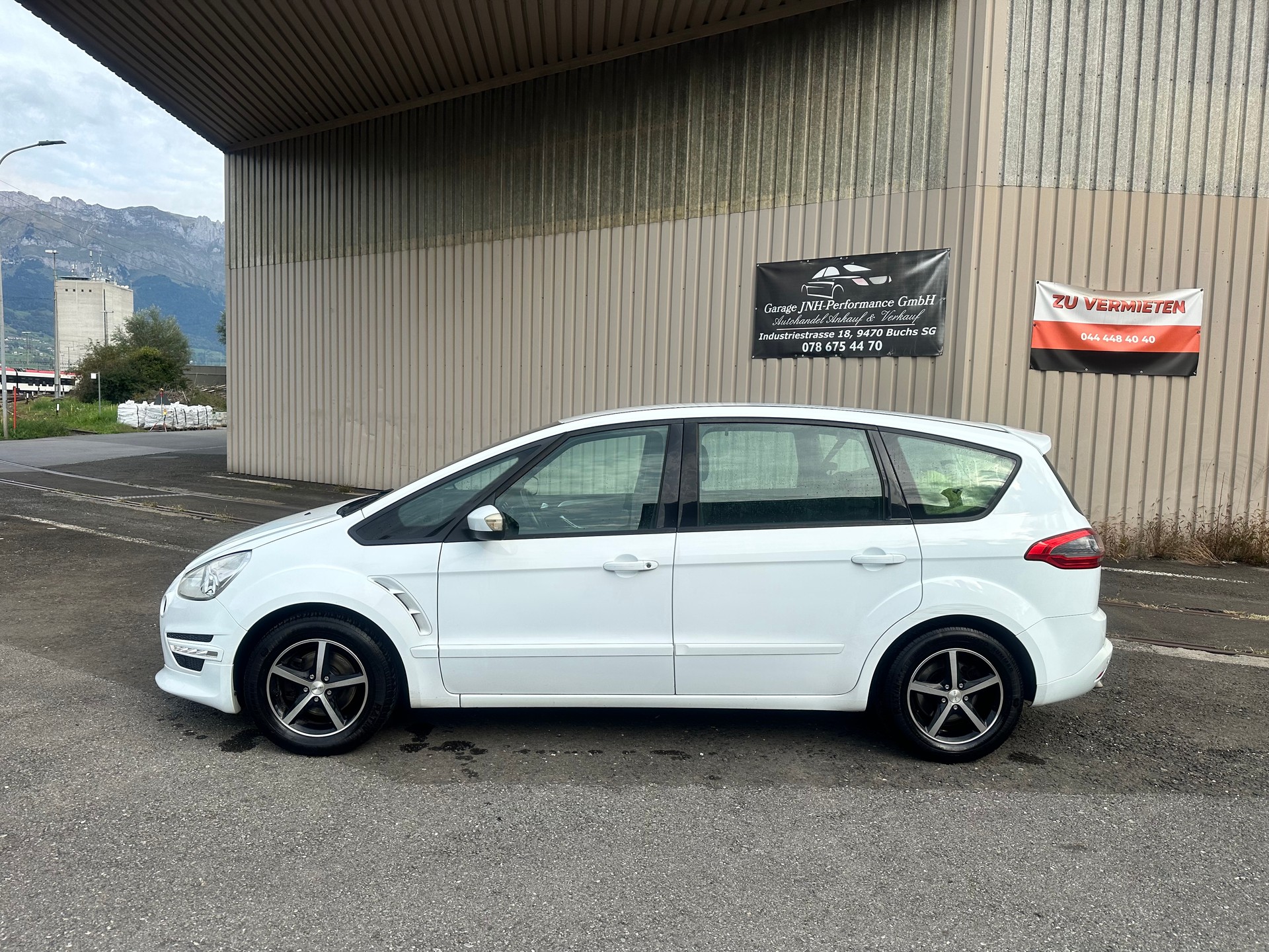FORD S-Max 2.0 TDCi Titanium-image-3