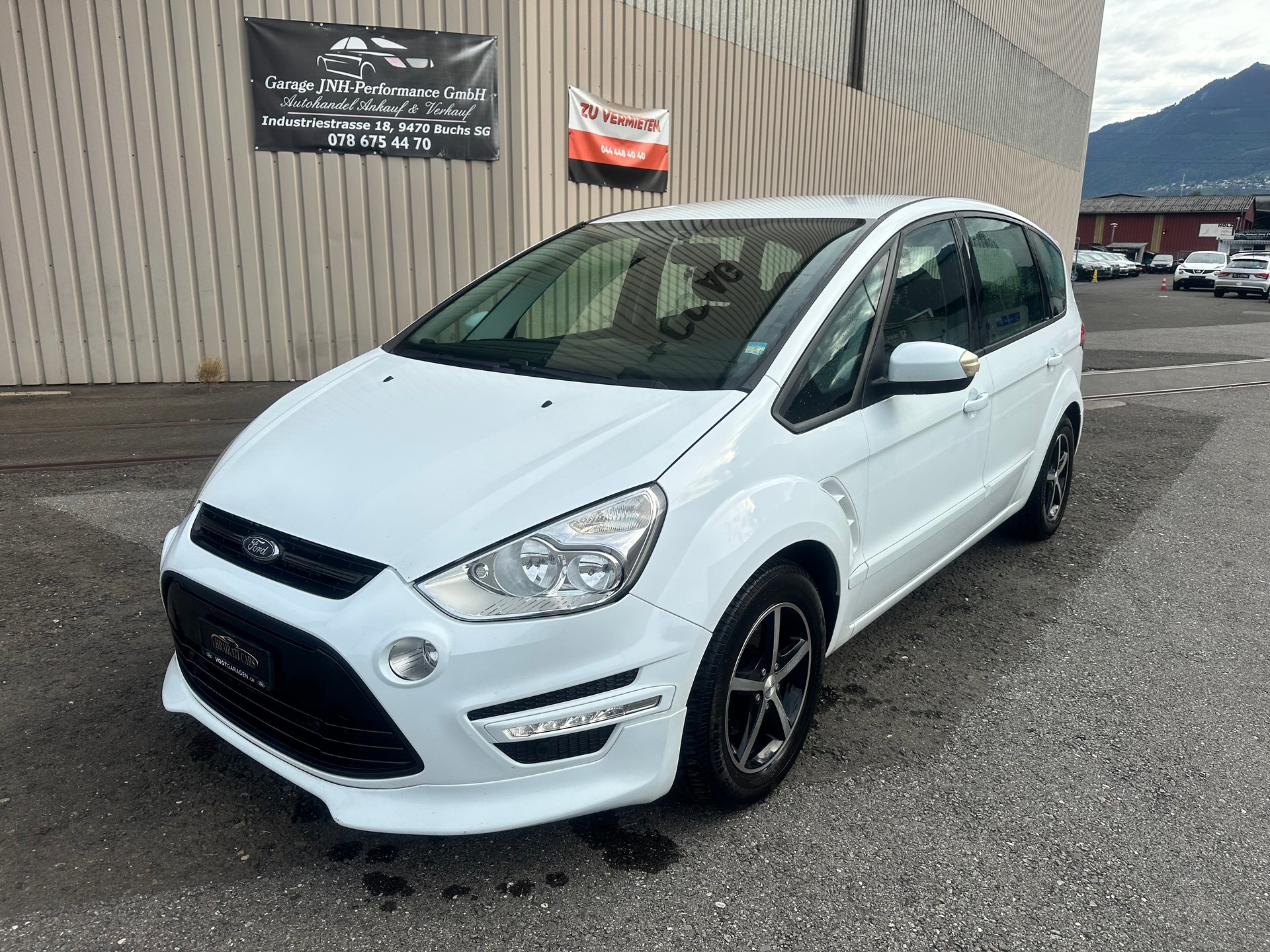 FORD S-Max 2.0 TDCi Titanium-image-2