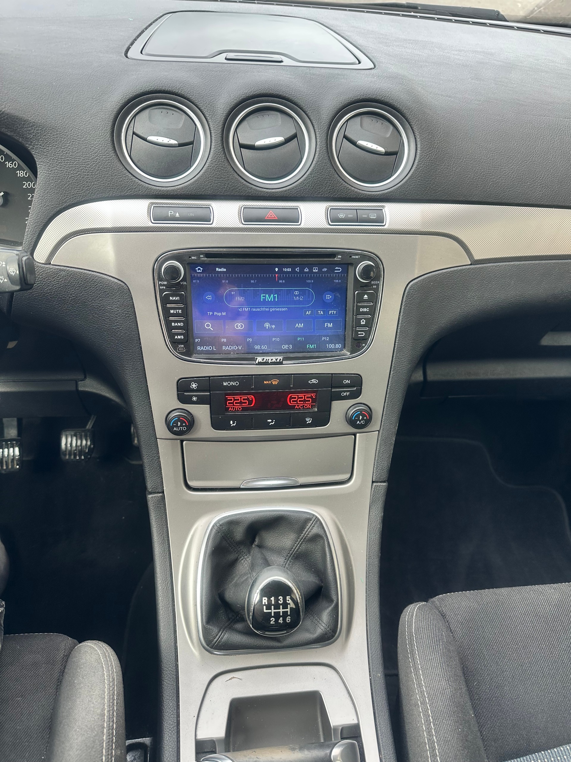 FORD S-Max 2.0 TDCi Titanium-image-10