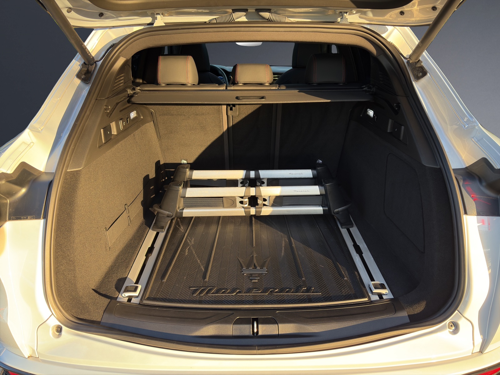 Image MASERATI GRECALE Grecale 3.0 Trofeo Automatica