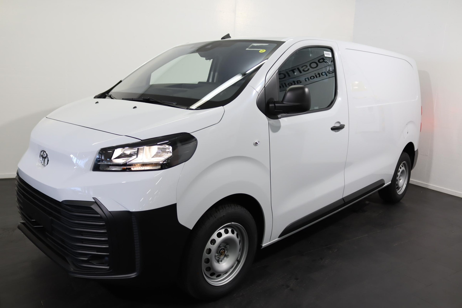 TOYOTA PROACE Van L1 1.5 D Active-image-0