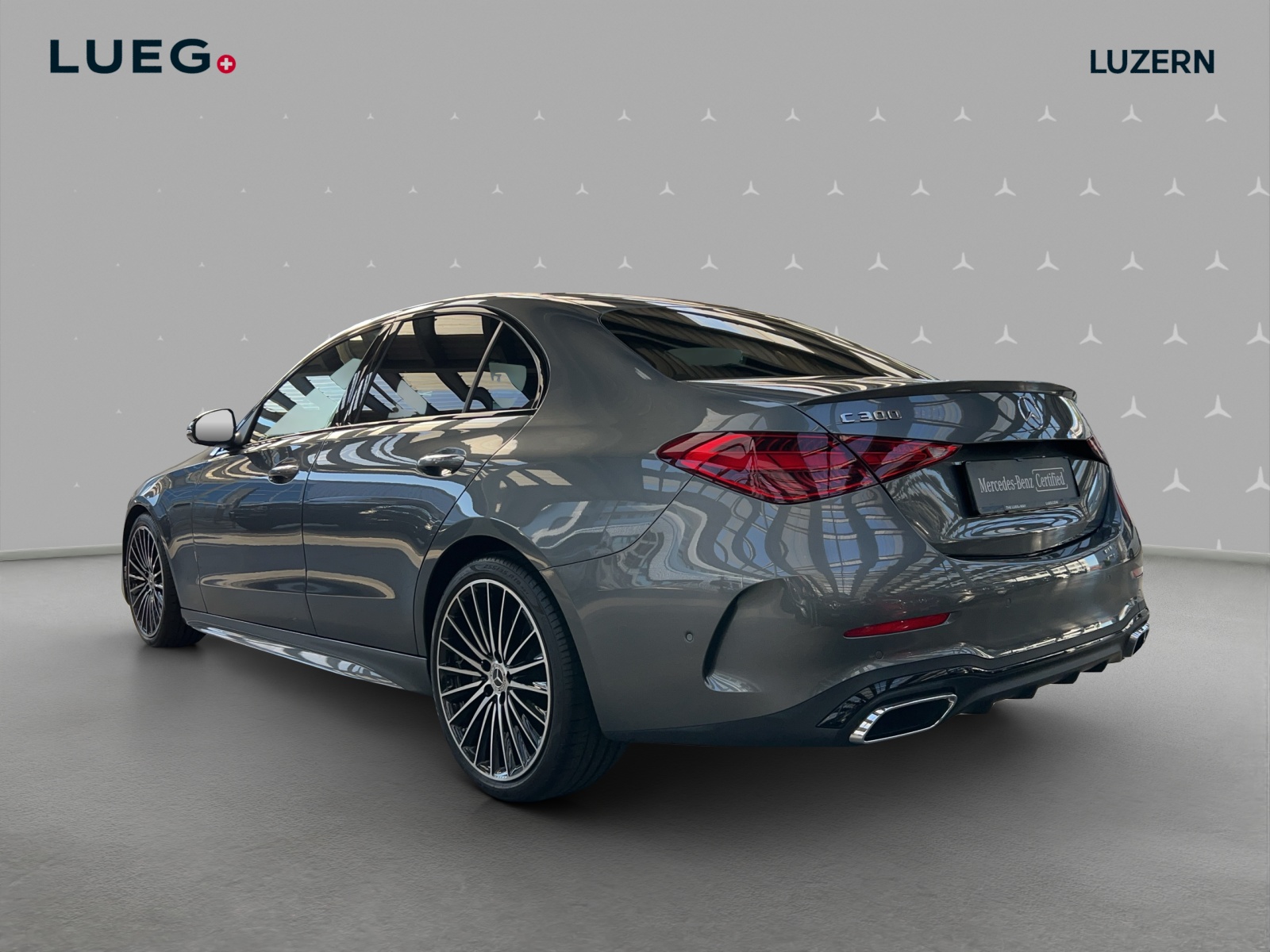 MERCEDES-BENZ C 300 4 Matic-image-2