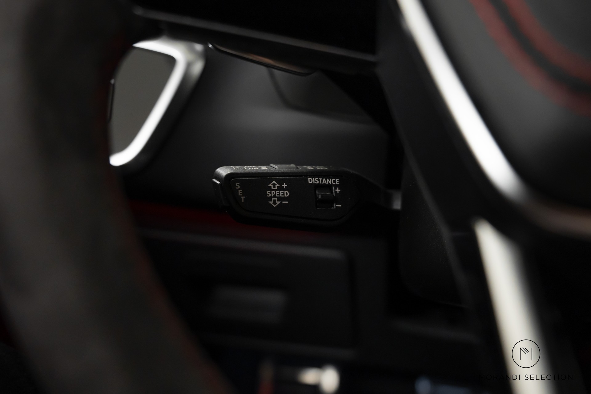 AUDI RS6 Avant 4.0 V8 TFSI quattro T-Tronic-image-25