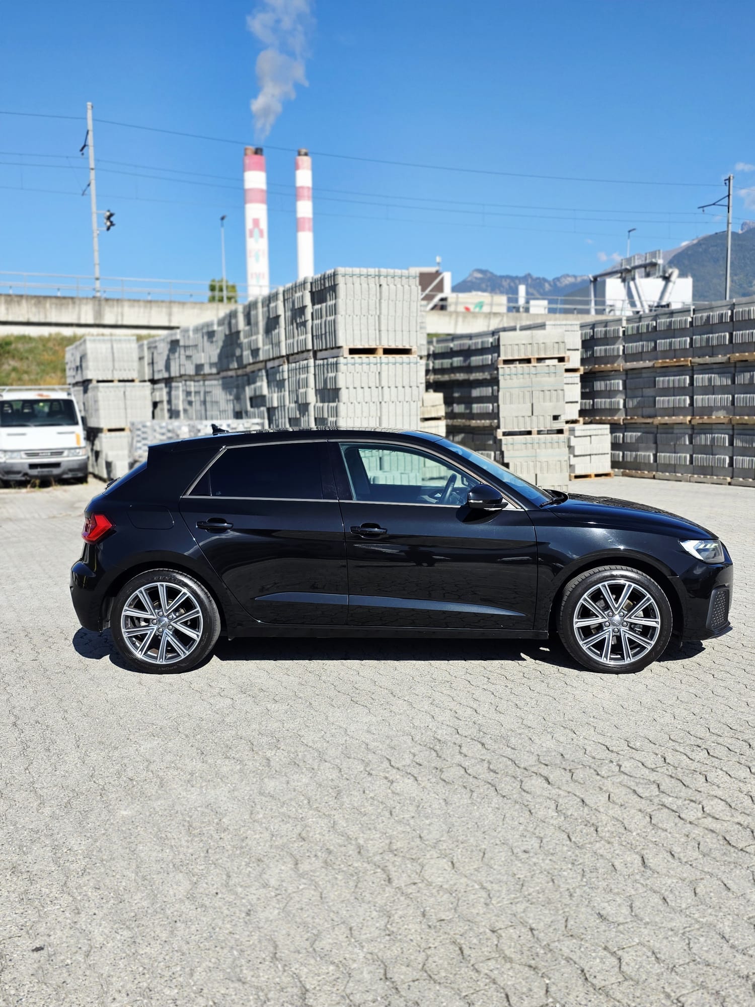 AUDI A1 Sportback 35 TFSI S-tronic-image-4