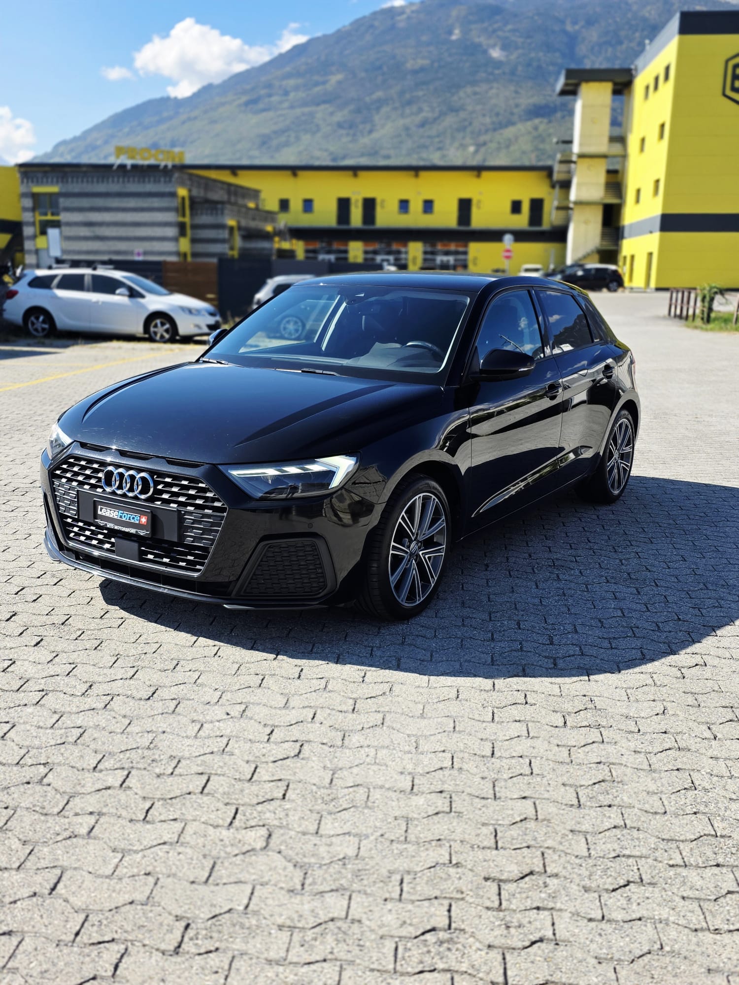 AUDI A1 Sportback 35 TFSI S-tronic-image-2