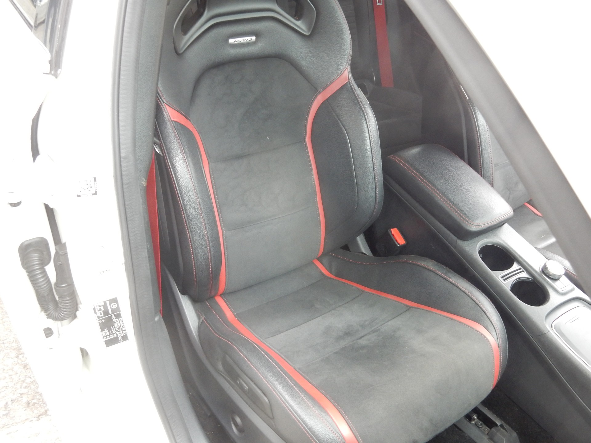MERCEDES-BENZ A 250 Sport 4Matic 7G-DCT-image-21