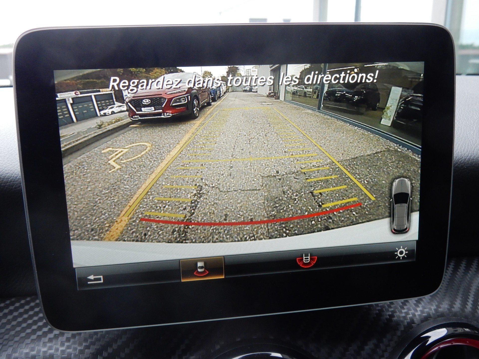 MERCEDES-BENZ A 250 Sport 4Matic 7G-DCT-image-11