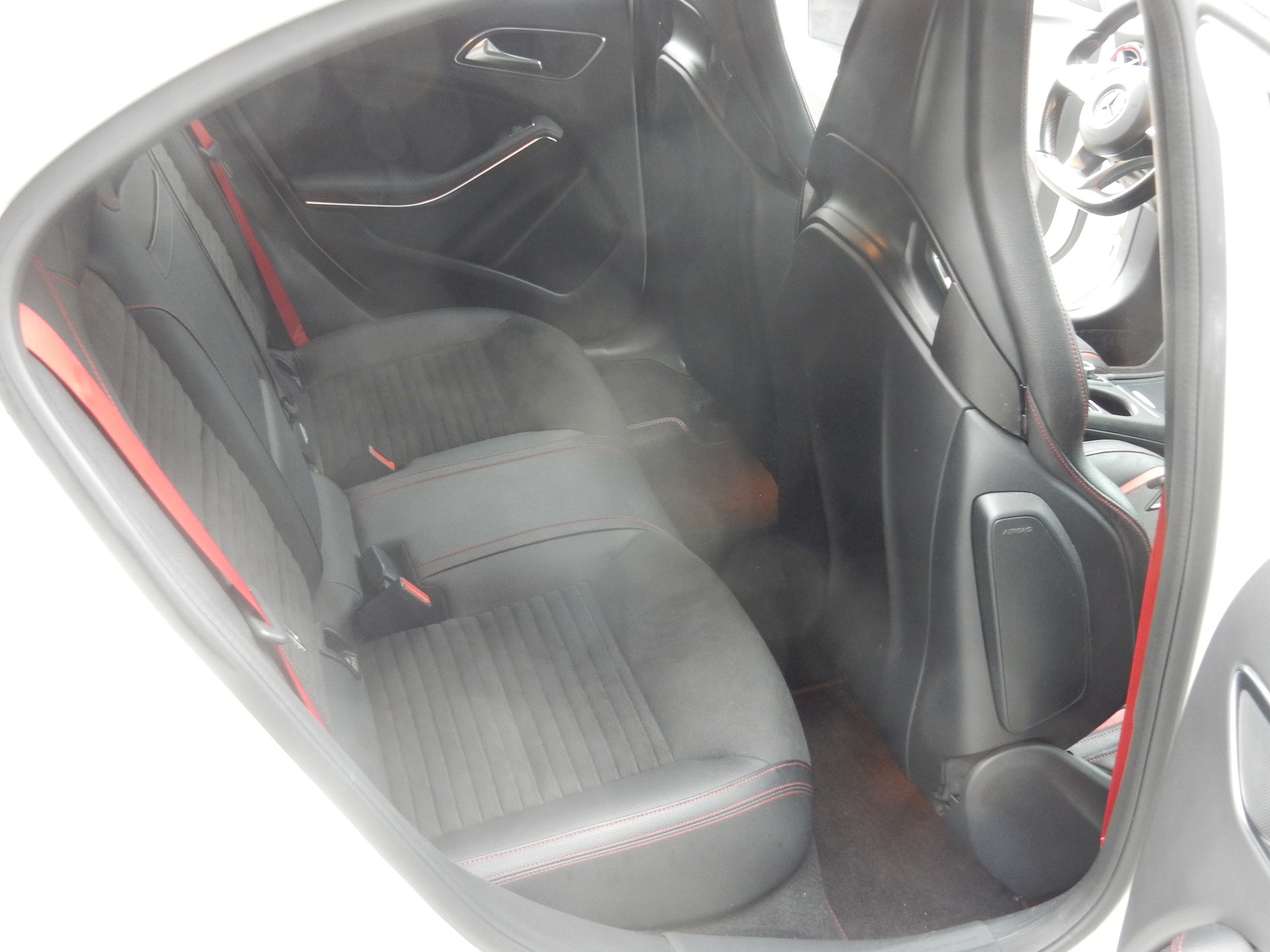 MERCEDES-BENZ A 250 Sport 4Matic 7G-DCT-image-19