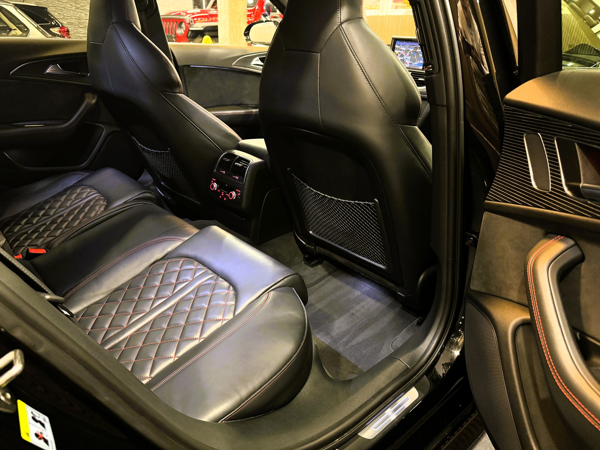 AUDI A6 Limousine 3.0 BiTDI V6 quattro competition tiptronic-image-20