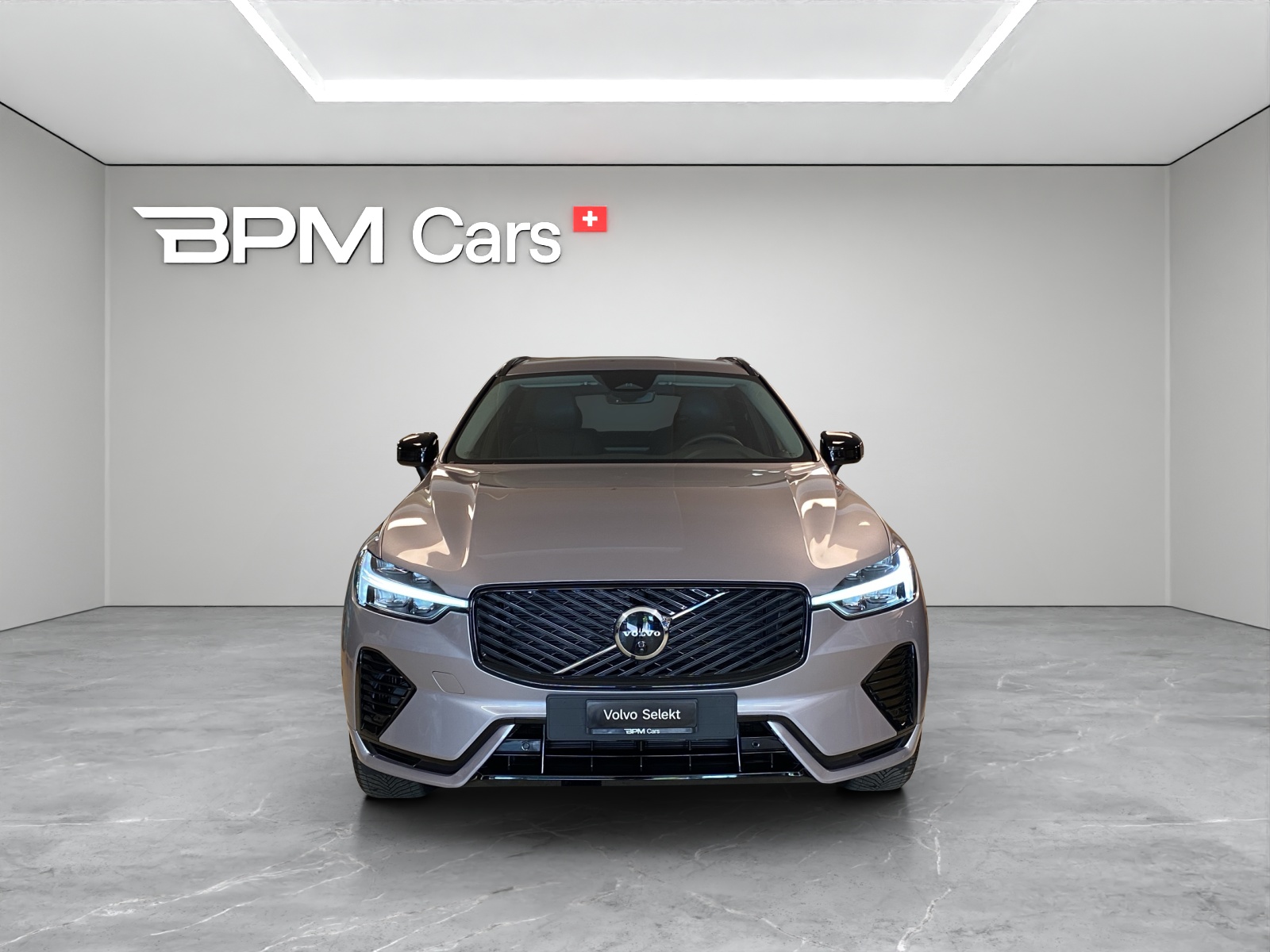 VOLVO XC60 2.0 T6 TE Plus Dark eAWD-image-3