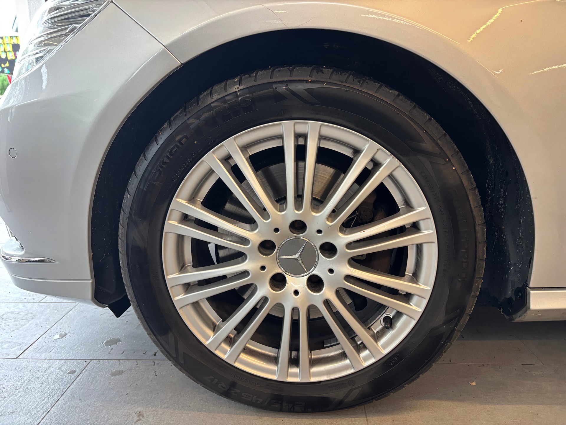 MERCEDES-BENZ E 350 Elégance 4Matic 7G-Tronic-image-14