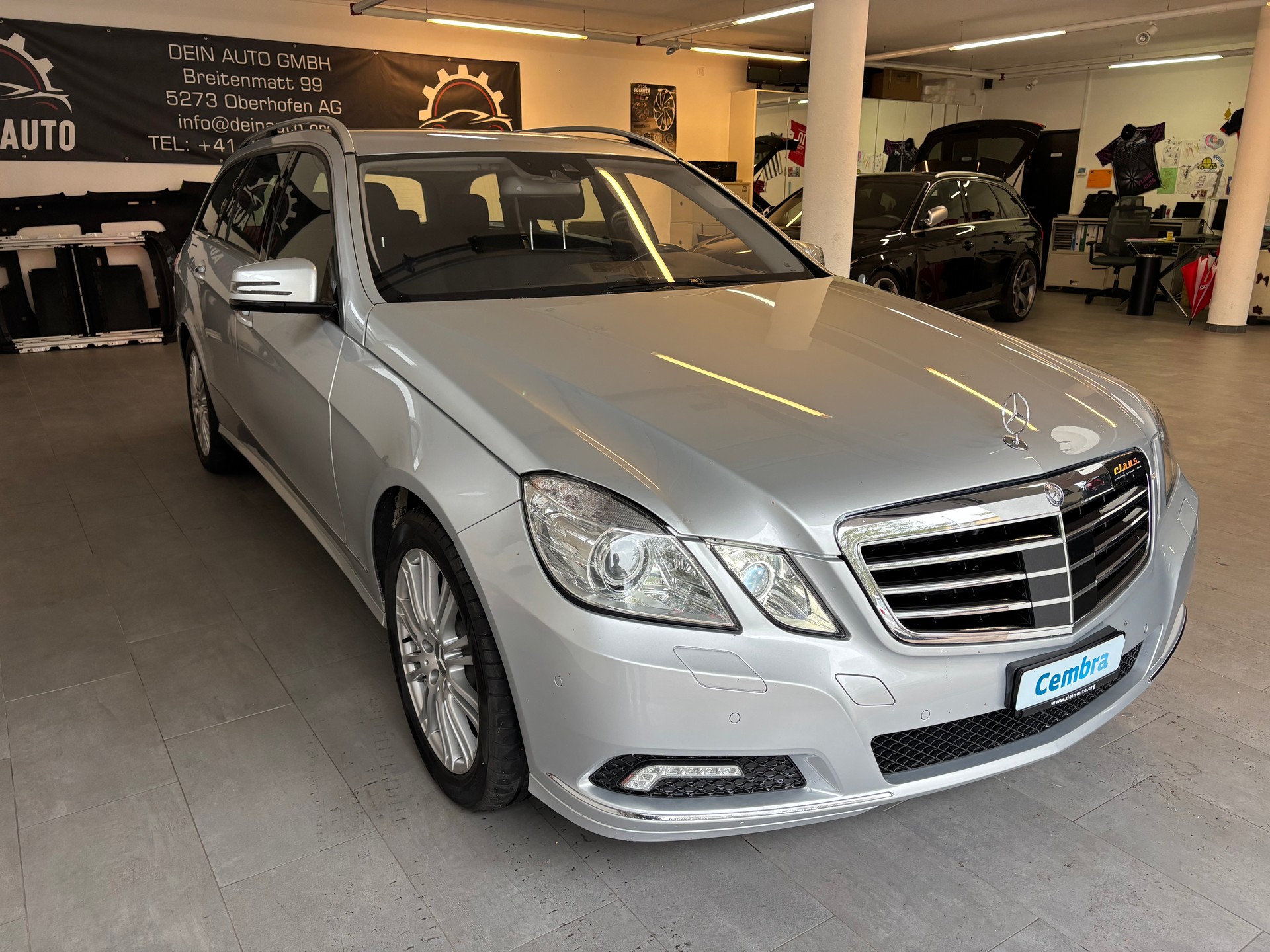 MERCEDES-BENZ E 350 Elégance 4Matic 7G-Tronic-image-5