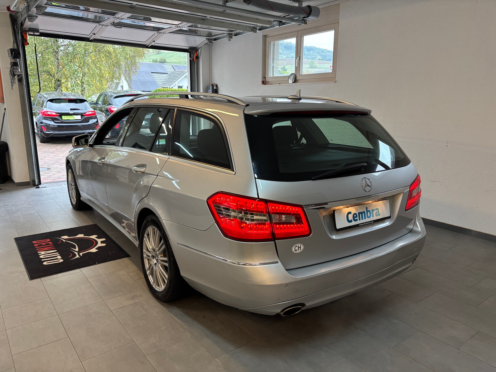 MERCEDES-BENZ E 350 Elégance 4Matic 7G-Tronic-image-2