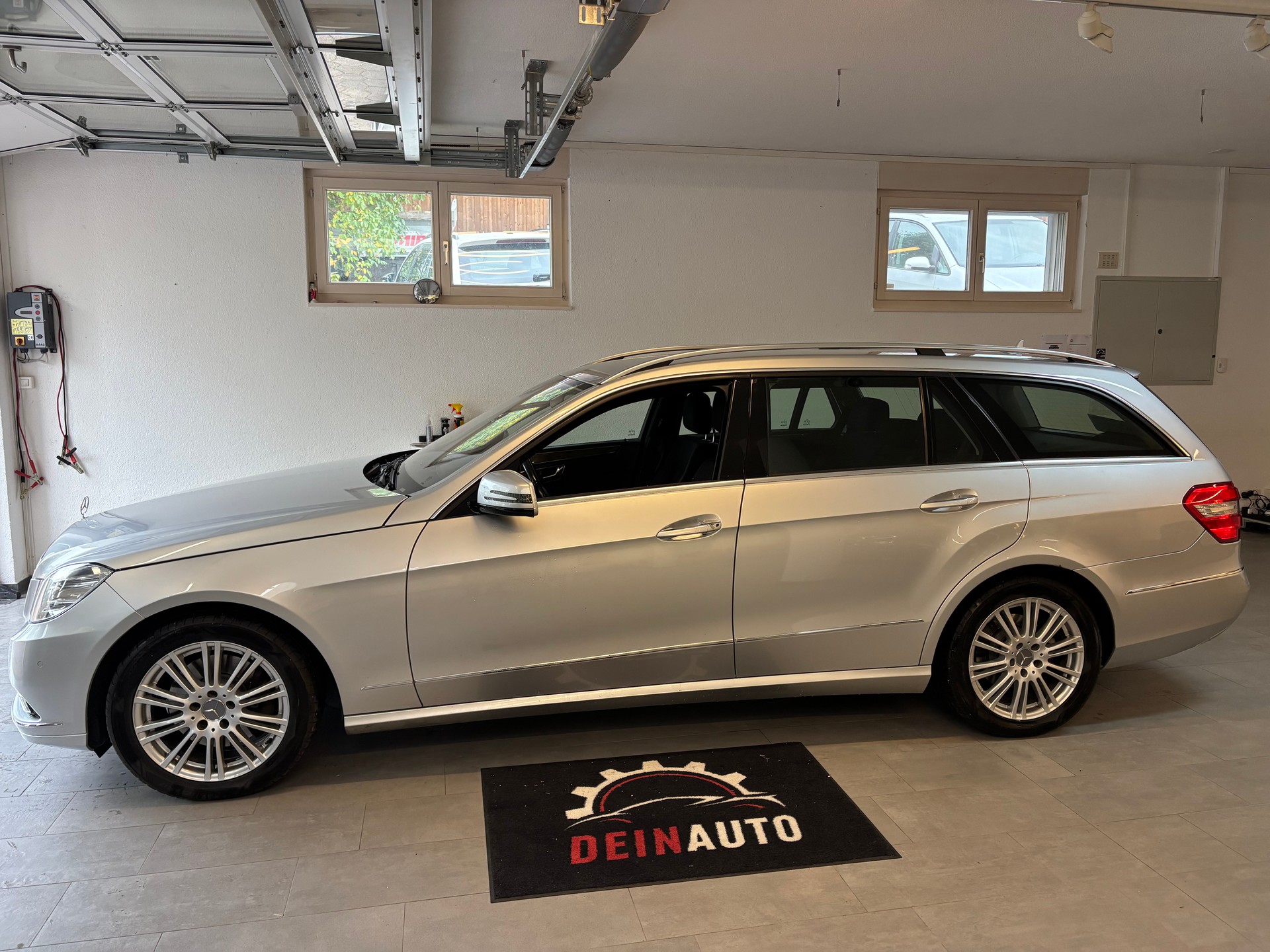 MERCEDES-BENZ E 350 Elégance 4Matic 7G-Tronic-image-1