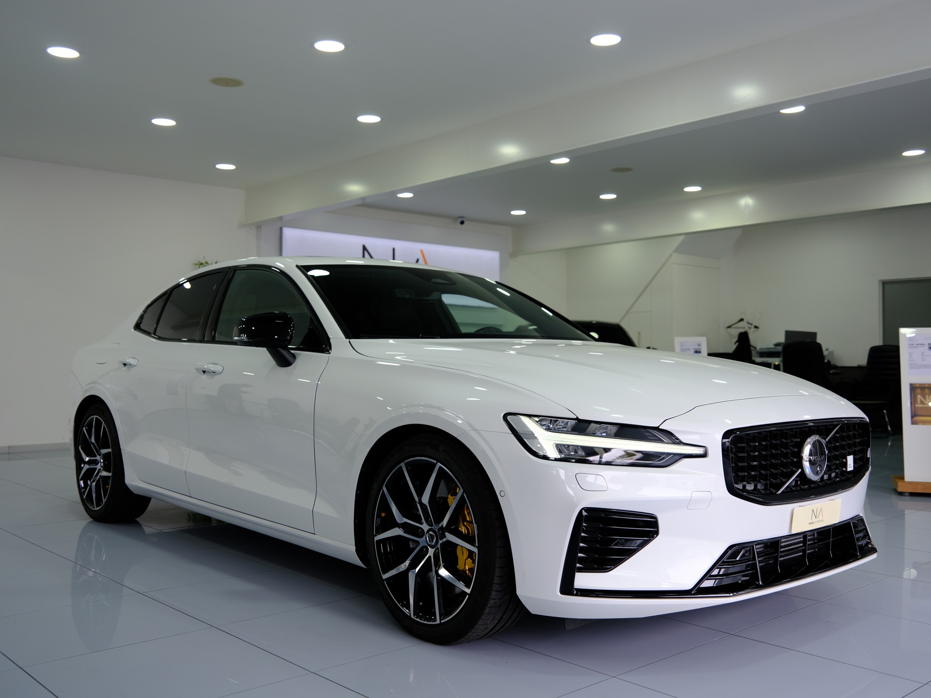 VOLVO T8 TE *Polestar Enginereed* *360° Kamera*-showroom-element-1