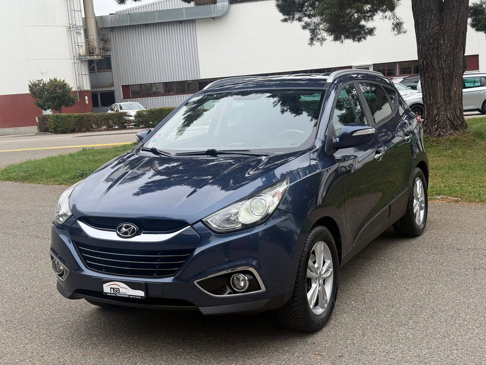HYUNDAI iX 35 2.0 Style 4WD Automatic-image-1