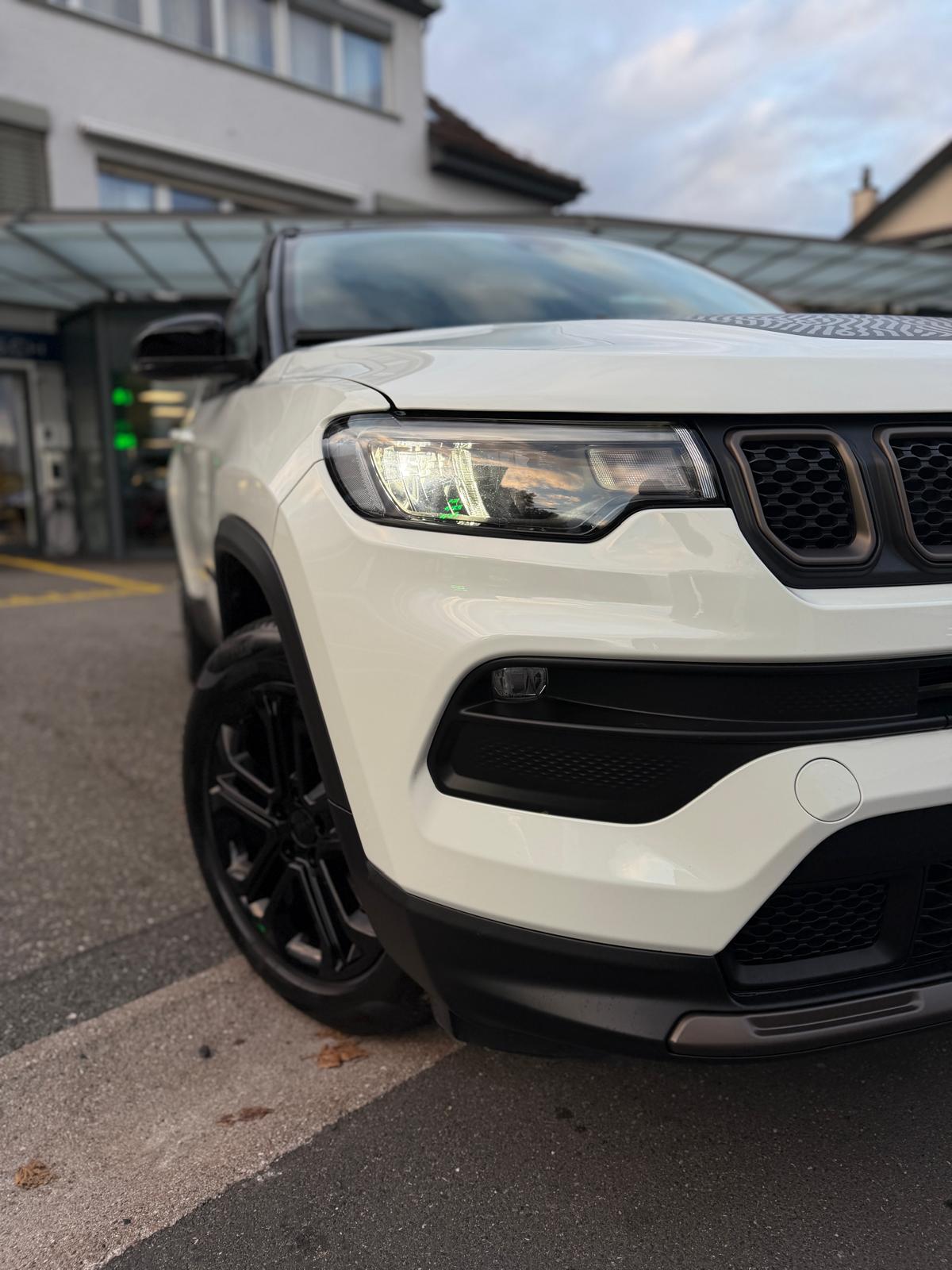 JEEP Compass 1.3 T PHEV Limited AWD-image-4