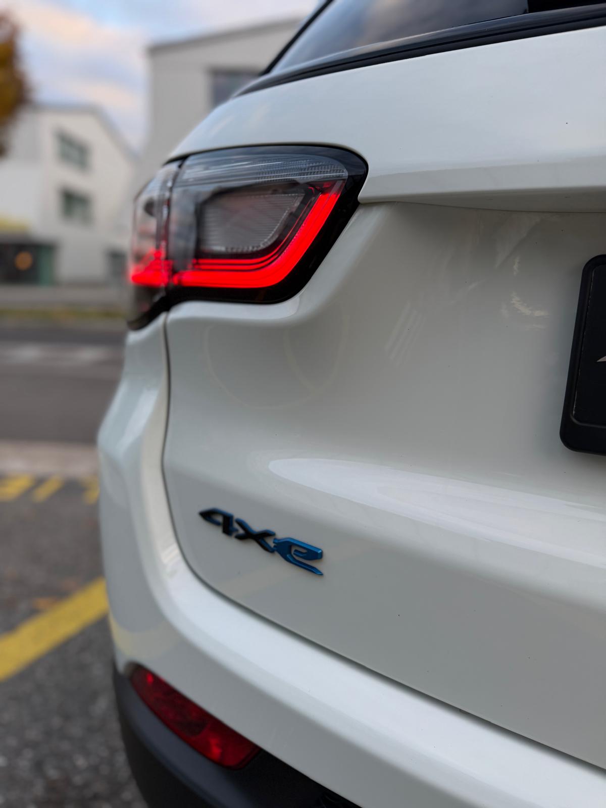 JEEP Compass 1.3 T PHEV Limited AWD-image-6