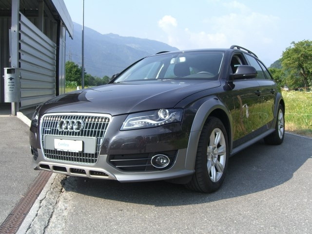 AUDI A4 allroad 2.0 TDI quattro-image-0