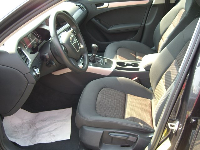 AUDI A4 allroad 2.0 TDI quattro-image-7