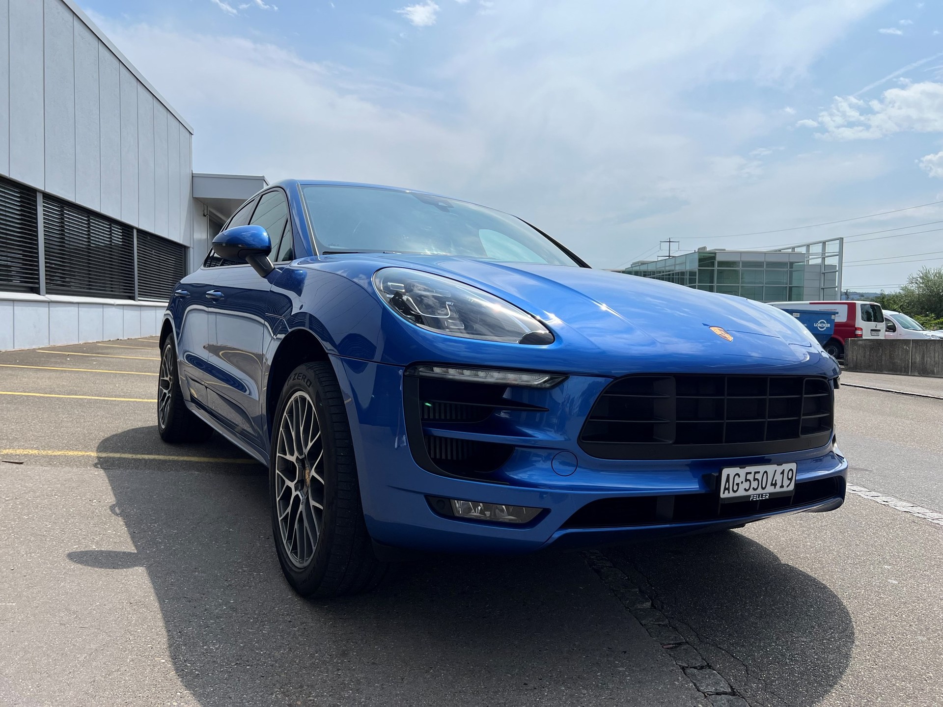 PORSCHE Macan GTS PDK-image-2