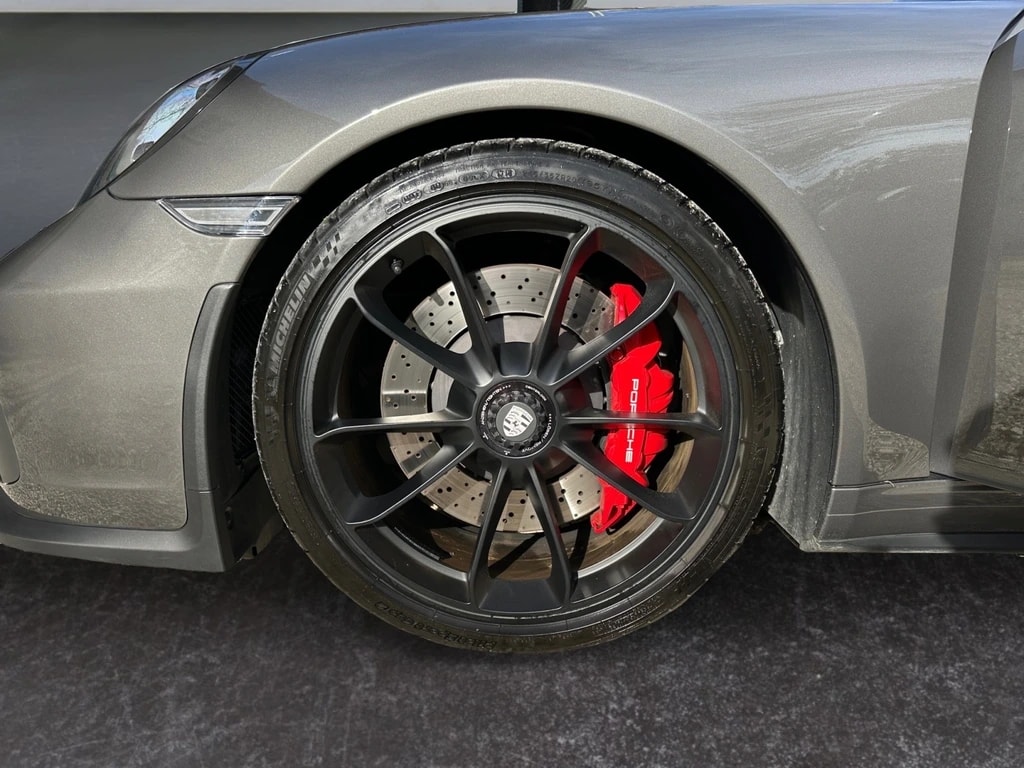PORSCHE 911 GT3 Touring-image-13