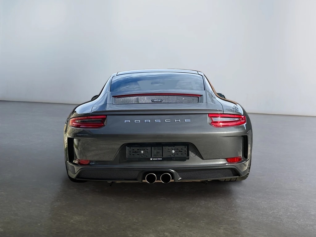 PORSCHE 911 GT3 Touring-image-3