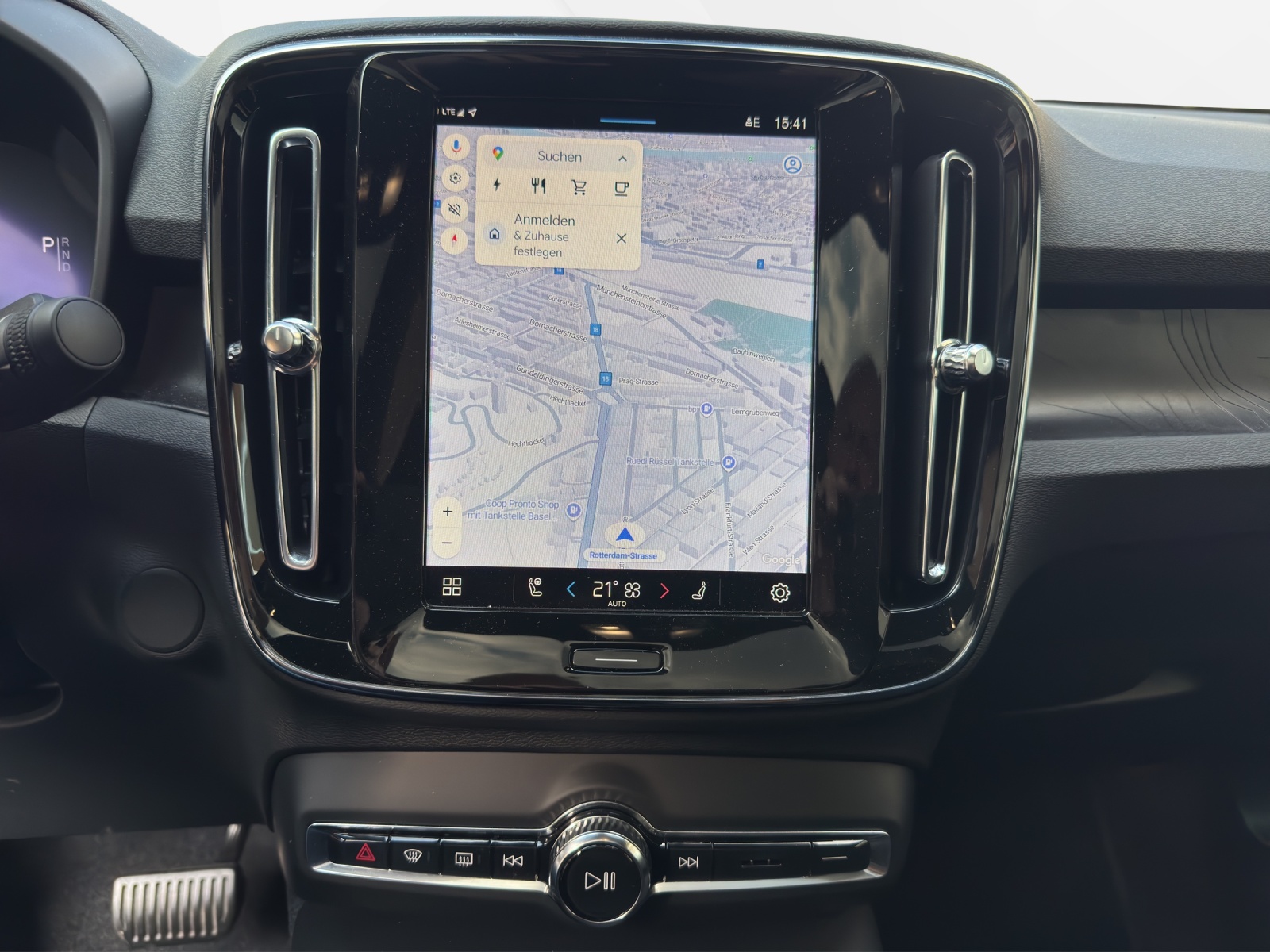VOLVO C40 Recharge E80 82kWh Twin AWD Pure Electric Plus-image-13
