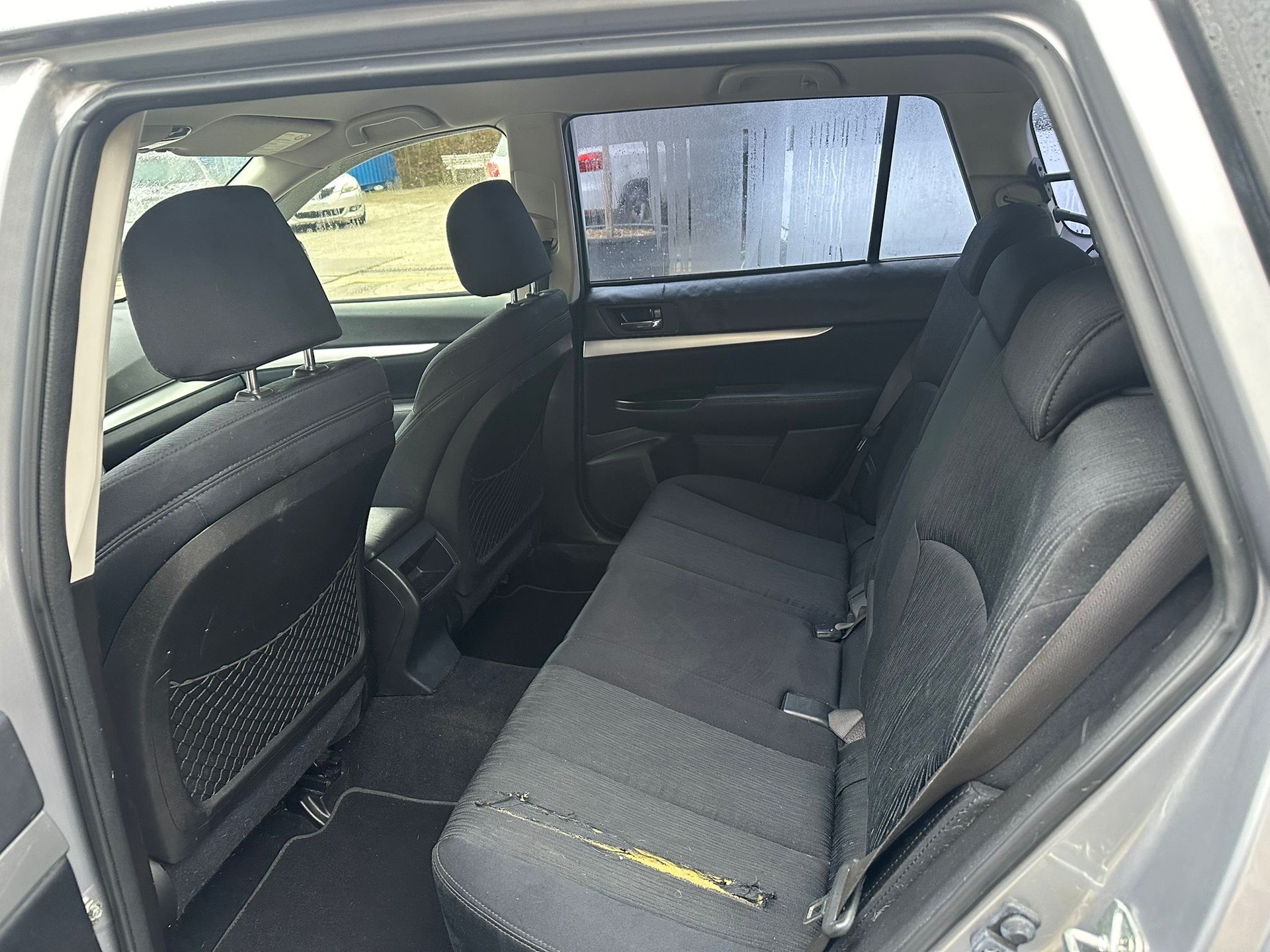 SUBARU Legacy 2.0i Swiss Special AWD-image-7