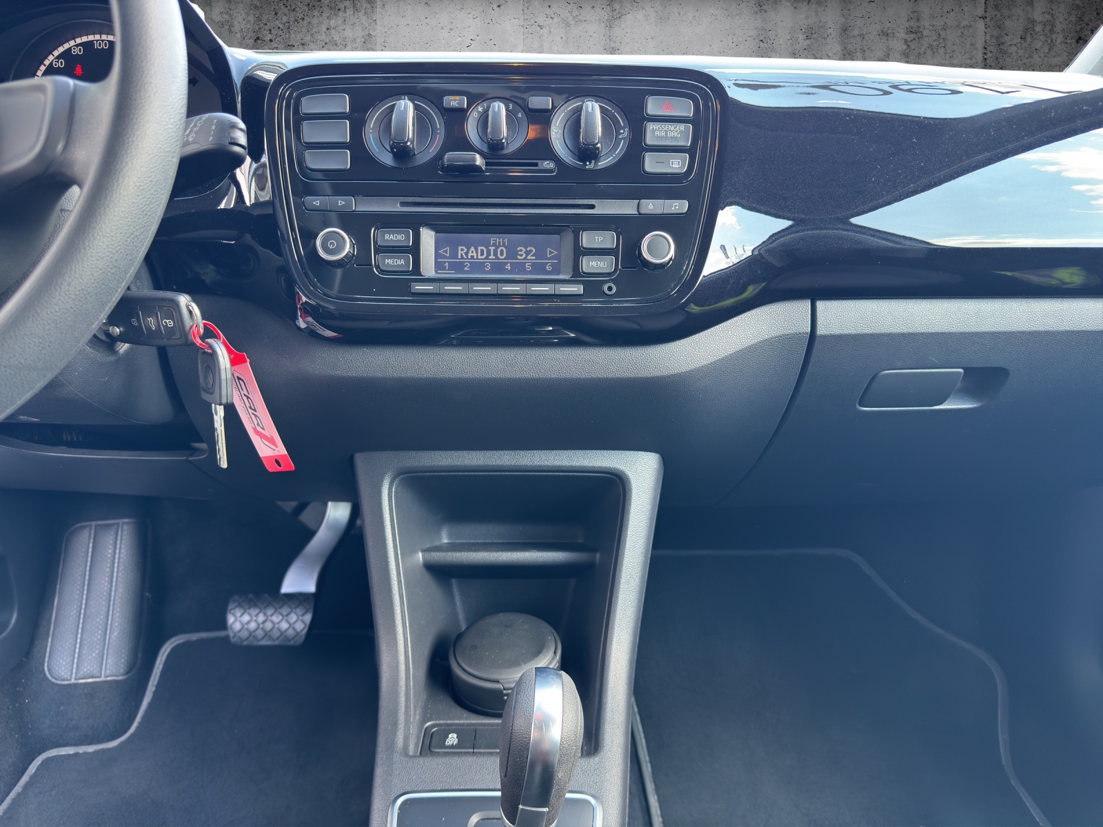 VW Up 1.0 move up ASG-image-15