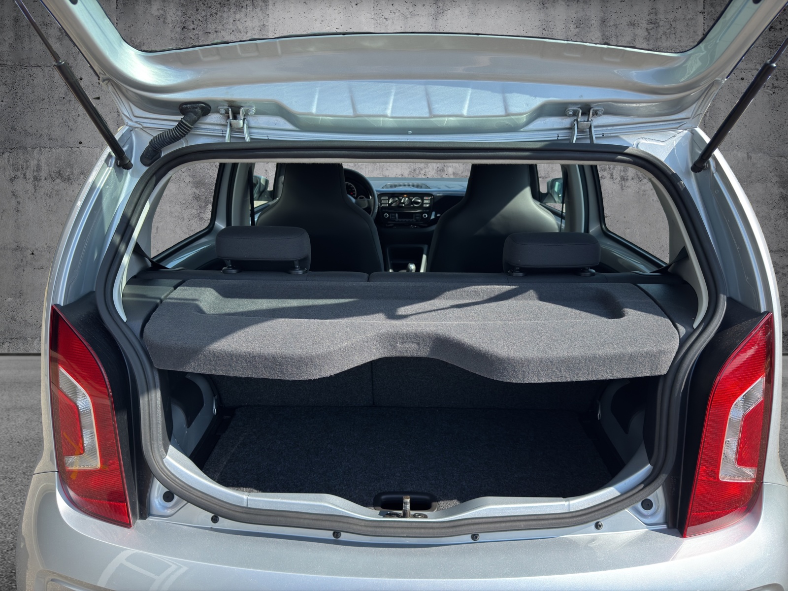 VW Up 1.0 move up ASG-image-8