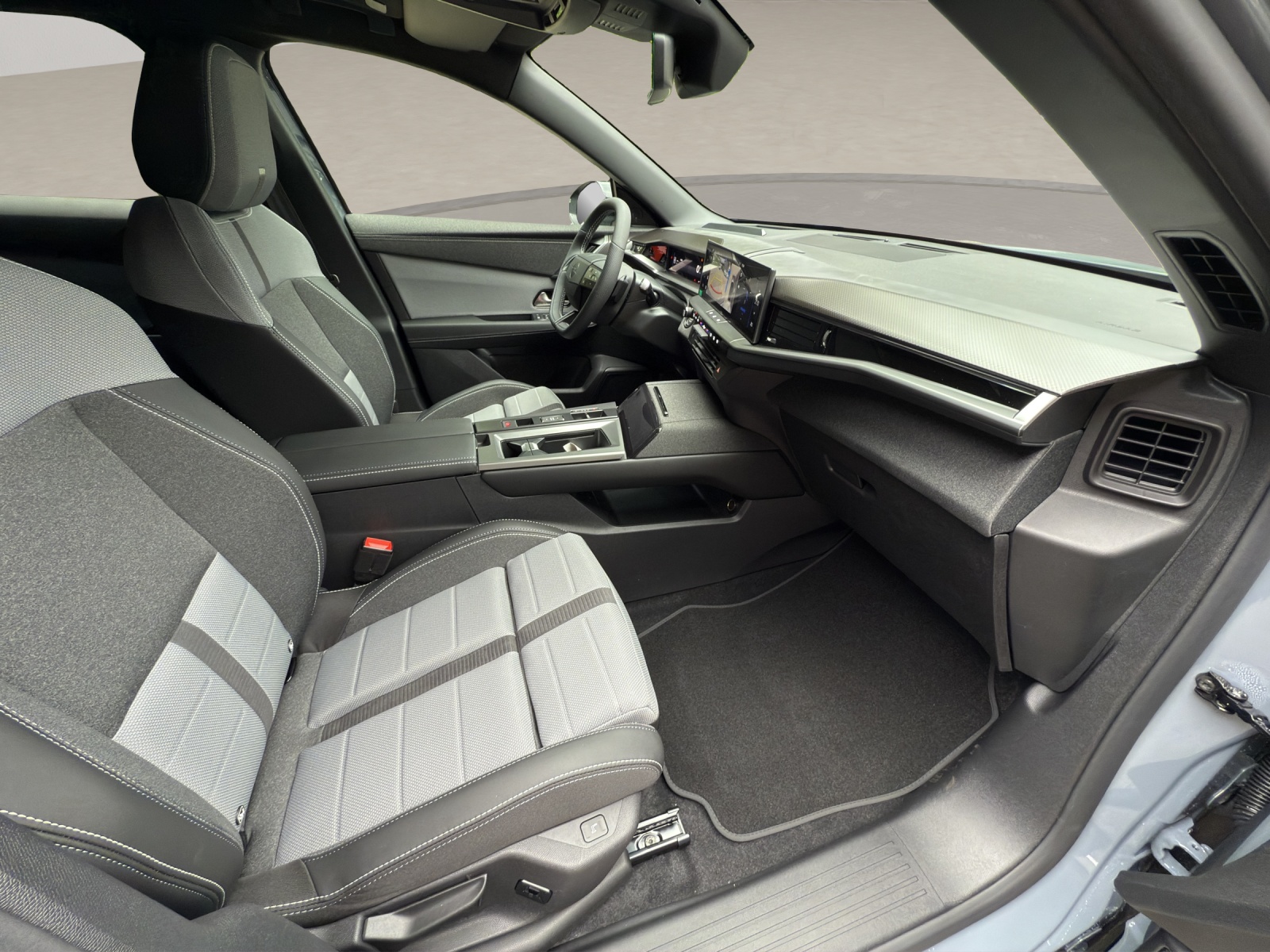 OPEL Grandland 1.2 Turbo GS Hybrid-image-13