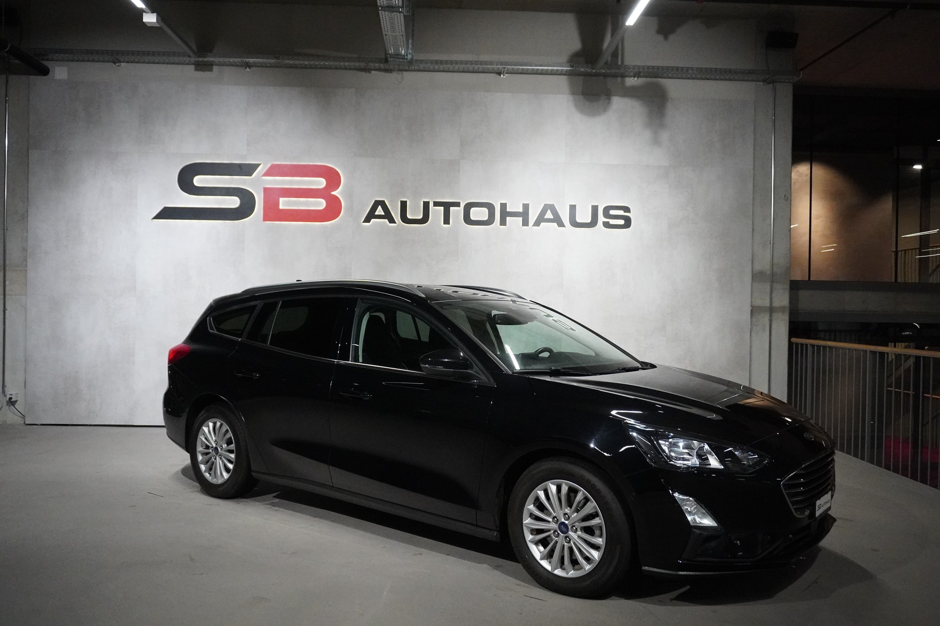 FORD Focus 1.5 TDCi Titanium Automatic-image-5