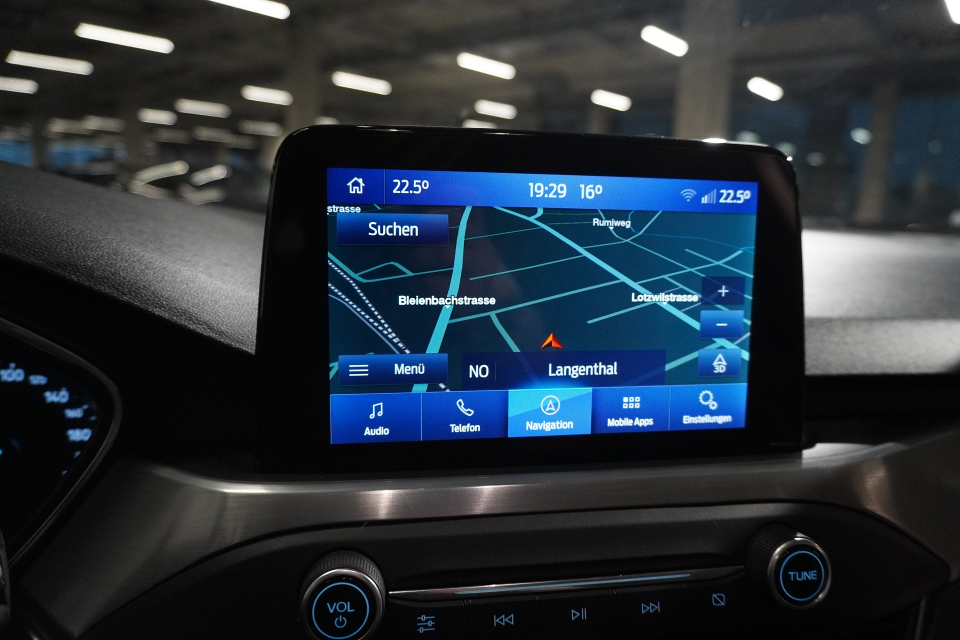 FORD Focus 1.5 TDCi Titanium Automatic-image-10