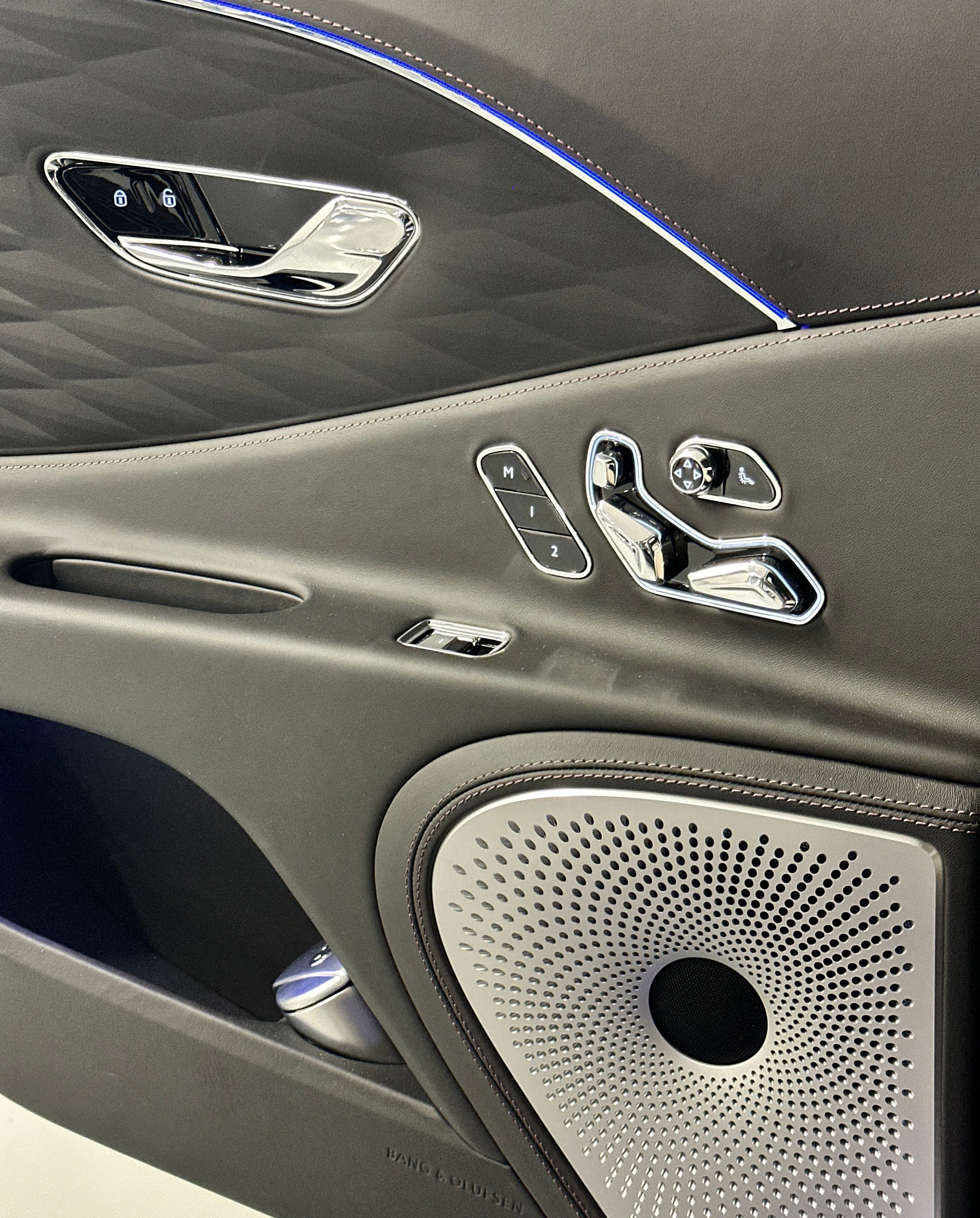 Image BENTLEY FLYING-SPUR Flying Spur V6 Hybrid