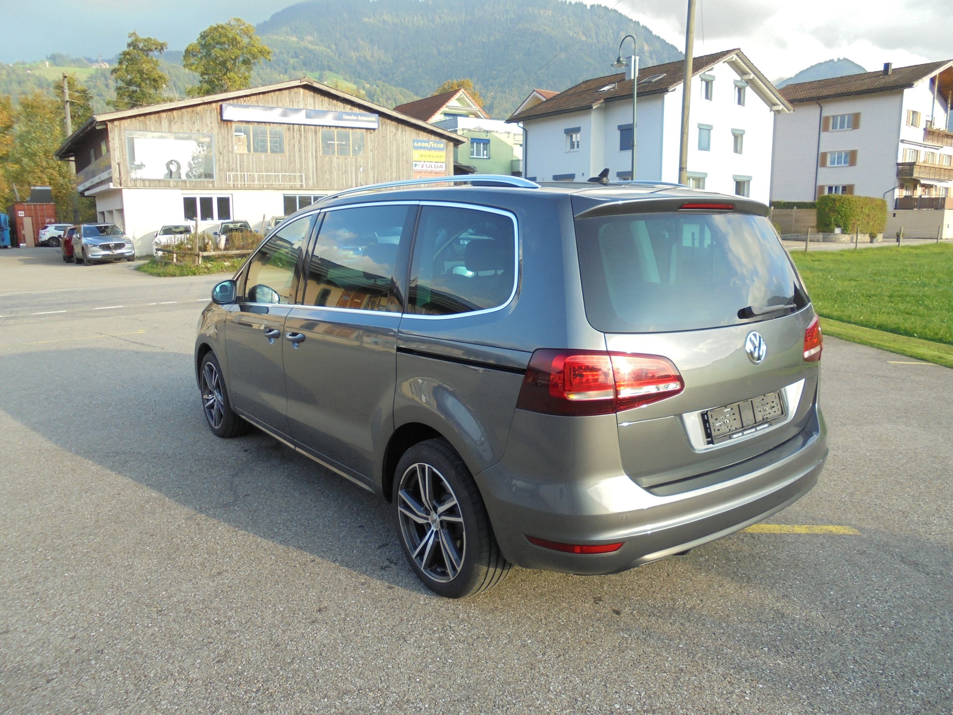 VW Sharan 2.0 TDI BMT Highline 4Motion DSG-image-5