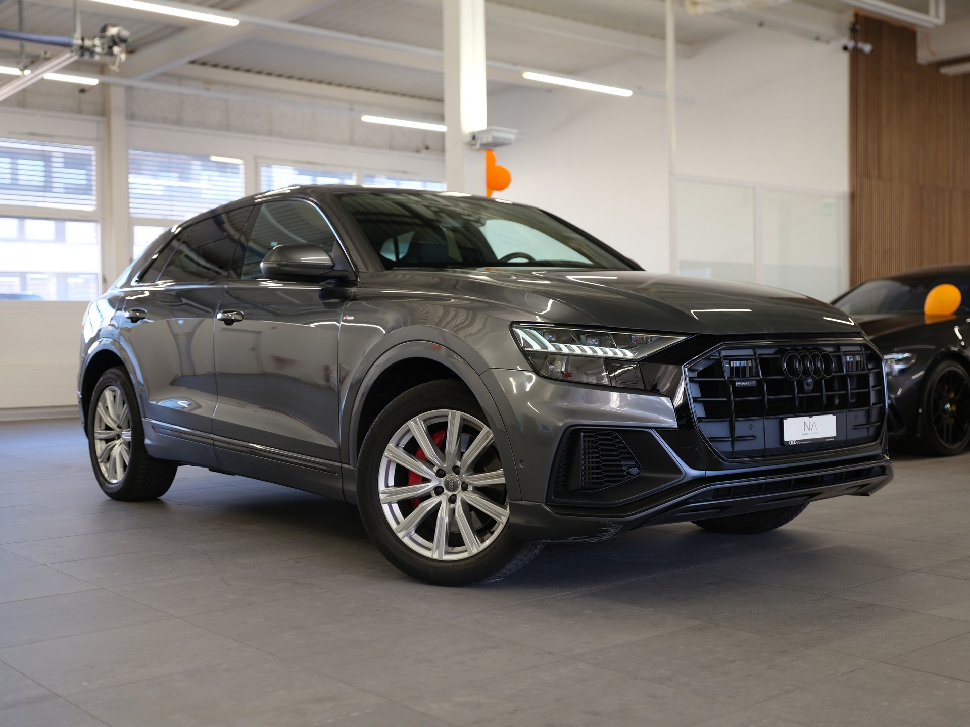 AUDI Q8 55 TFSI quattro tiptronic *CH-Fahrzeug* *Pano* *S-Line* *Sitzkühlung*-image-0