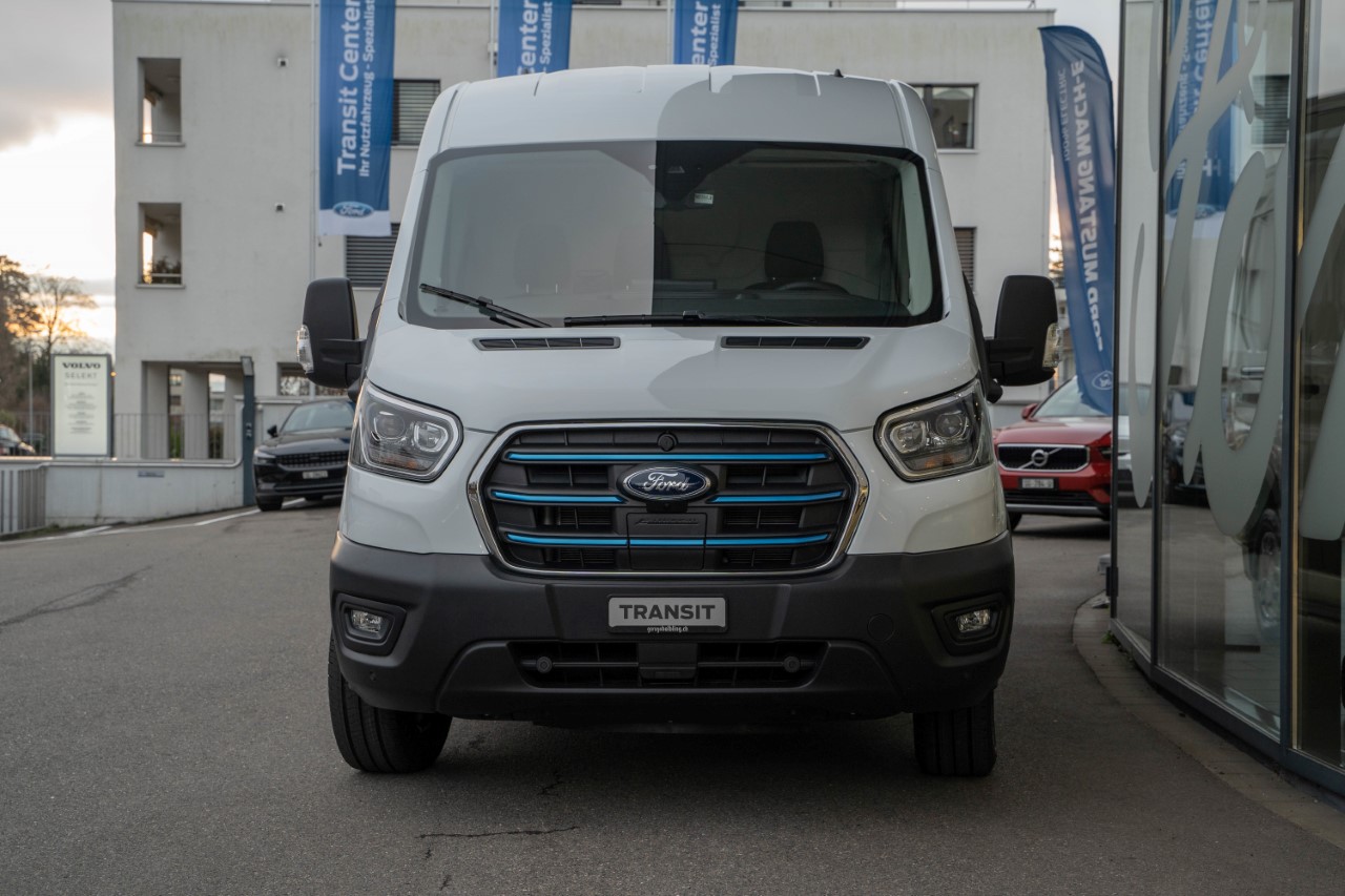FORD E-Transit Van 350 L3H2 68kWh Trend-image-1